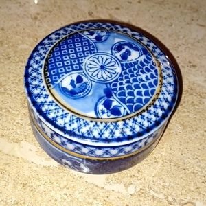 COPY - Vintage Trinket Box